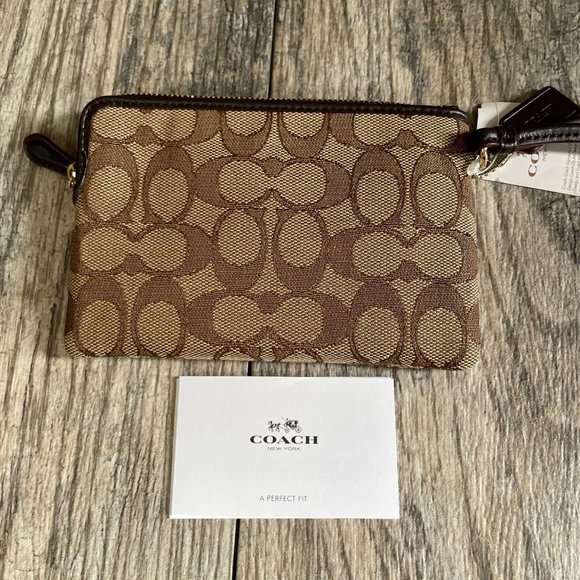 New Coach Signature CC Zip Wristlet Khaki Brown F54627 - Picture 6 of 9